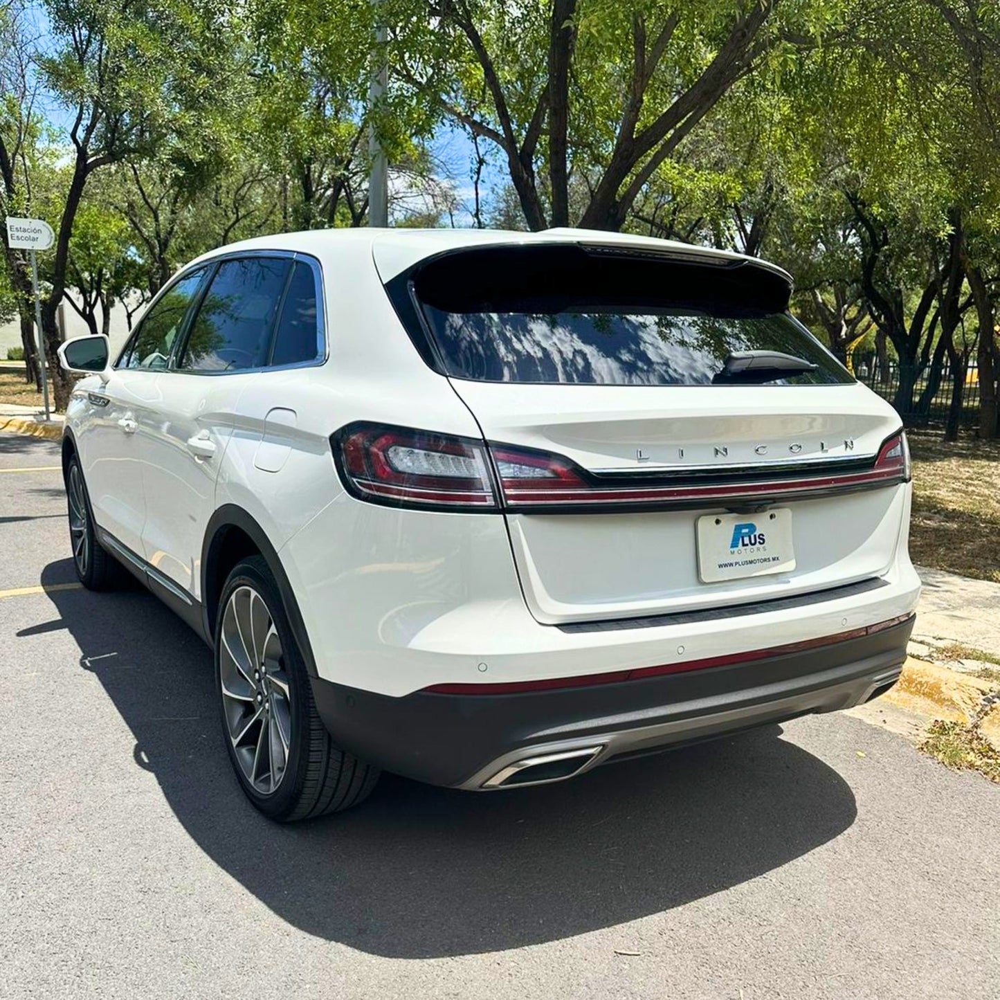 Lincoln Nautilus 2.7 Reserve Awd At 2023