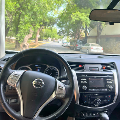 Nissan NP300 Frontier 2.5 Le Diesel Aa 4x4 At 2020