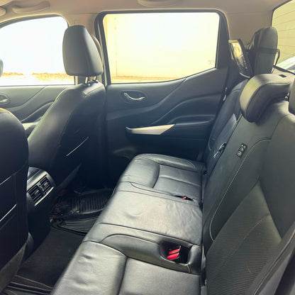 Nissan NP300 Frontier 2.5 Le Diesel Aa 4x4 At 2020