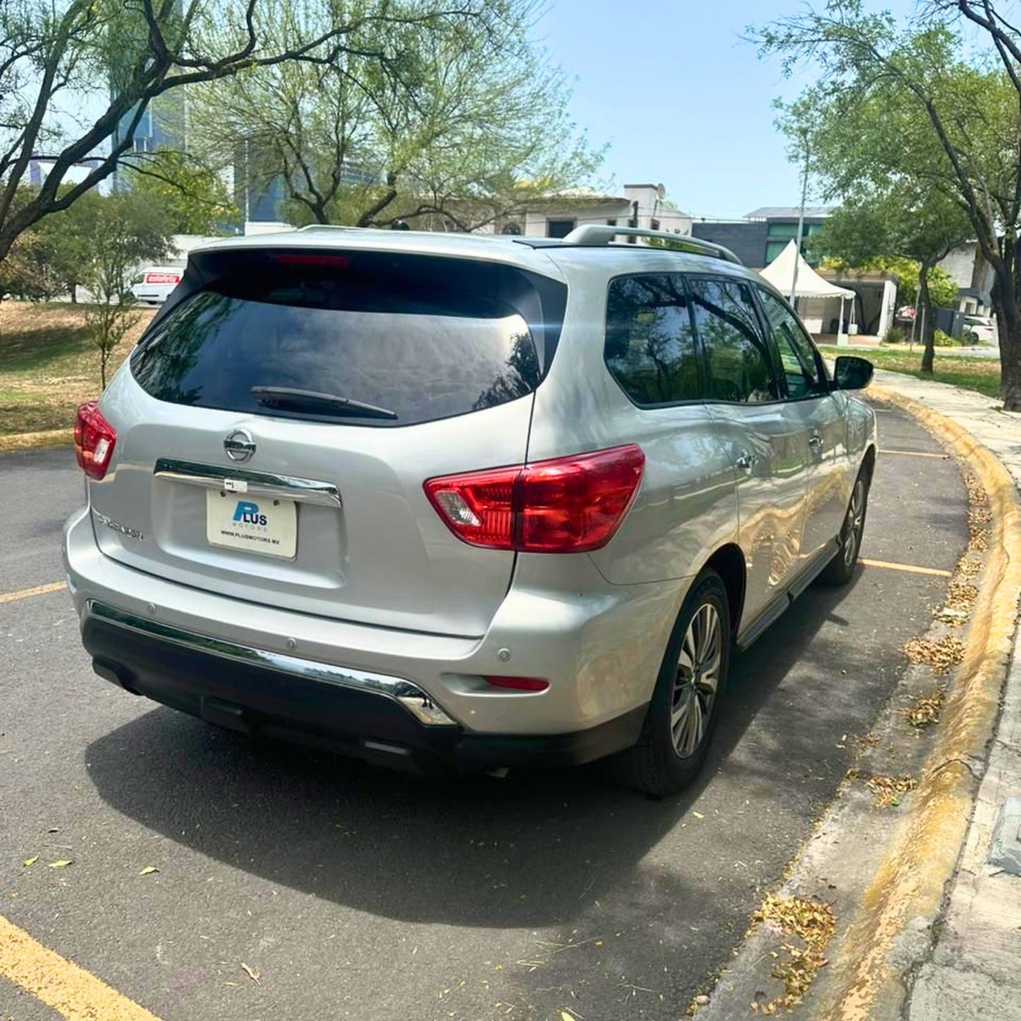 Nissan Pathfinder 3.5 Exclusive Cvt 2017