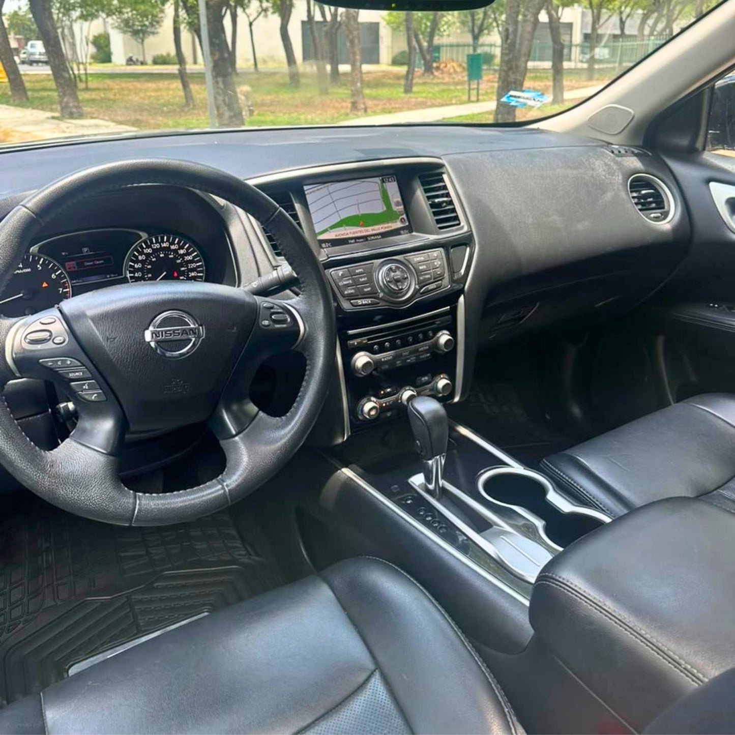 Nissan Pathfinder 3.5 Exclusive Cvt 2017