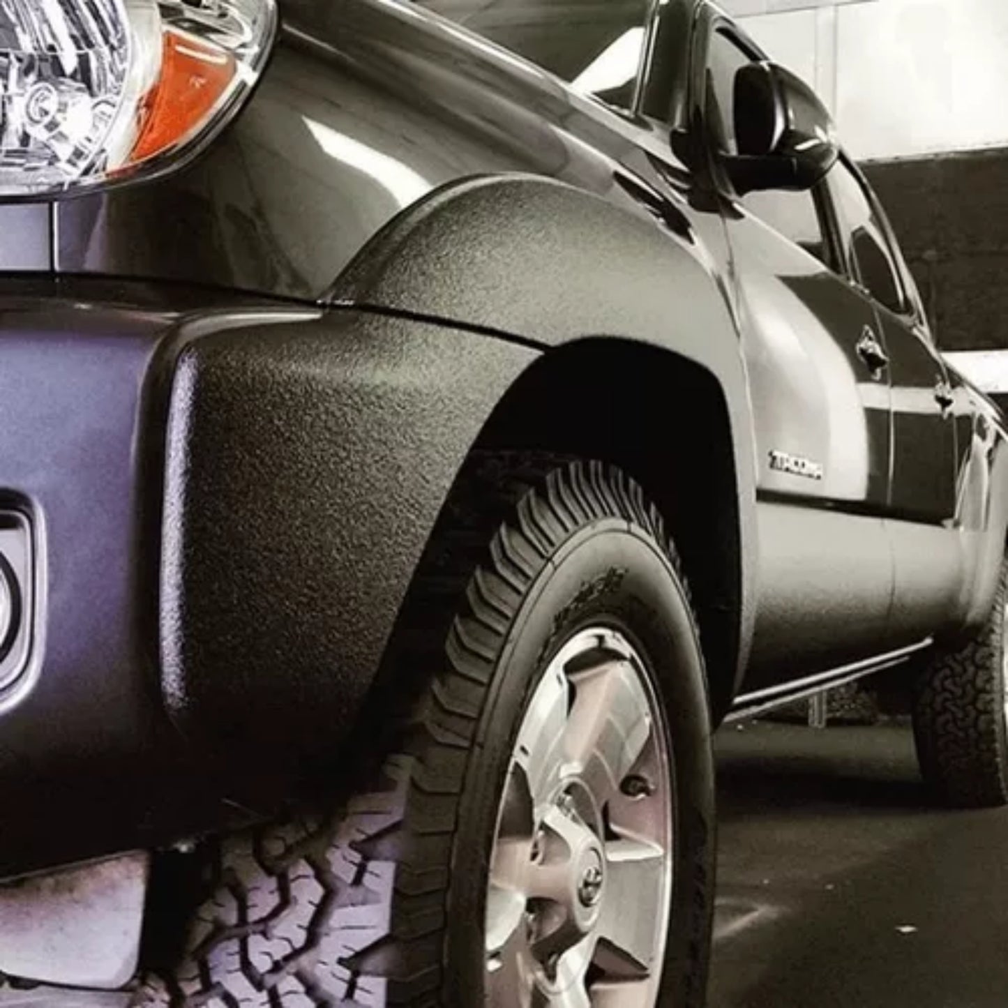 Super Body Water-Based Anti-Corrosion Rubber Coating