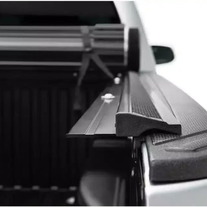 Chevrolet/GMC Rigid Folding Cover 5'8'' Double Cab Mod. 2019+ BAKflip G2