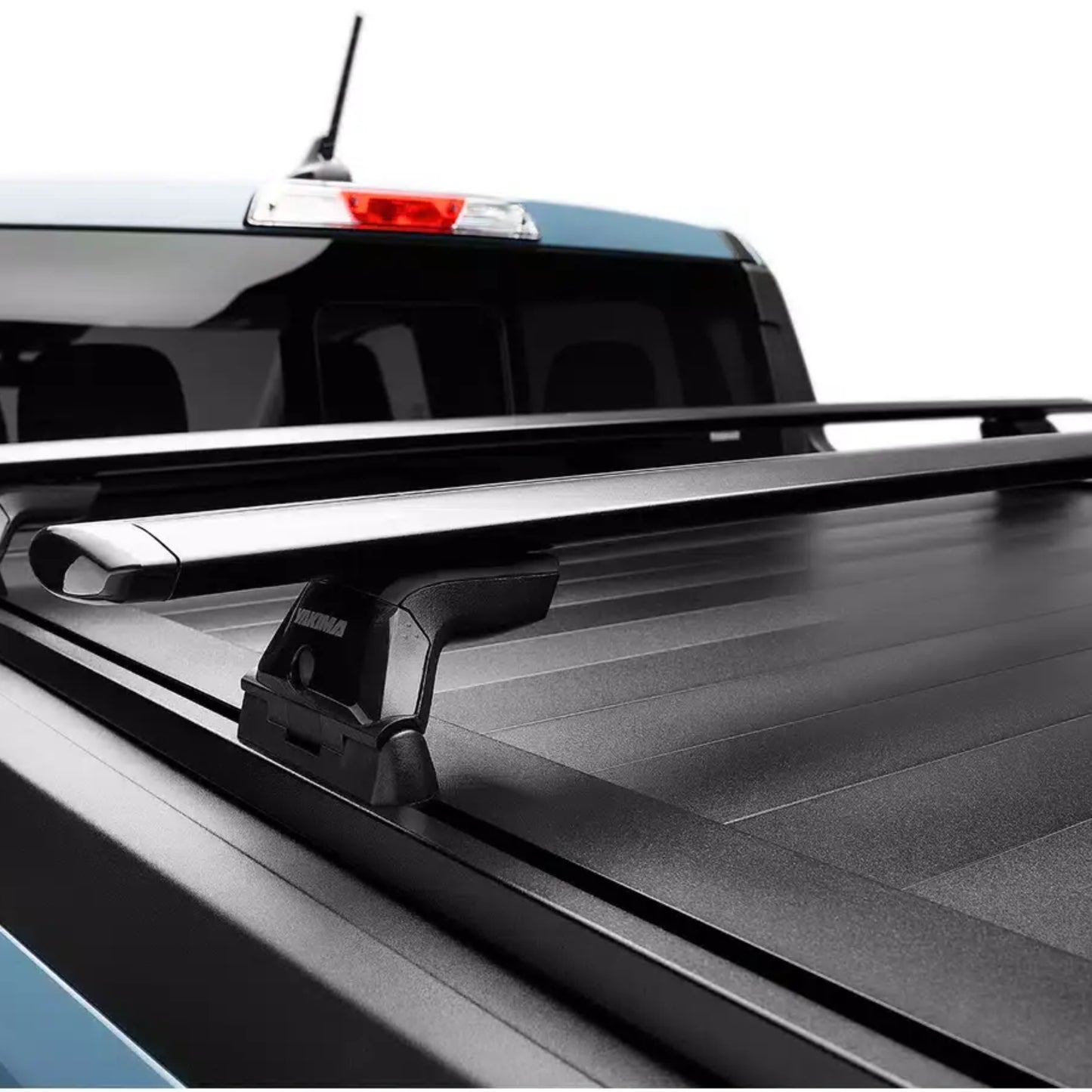 Tapa Retráctil RetraxPro Trax Rail de 5' para Poer 24 - 25 Dob Cab