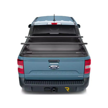 Tapa Retráctil RetraxPro Trax Rail de 5' para Poer 24 - 25 Dob Cab