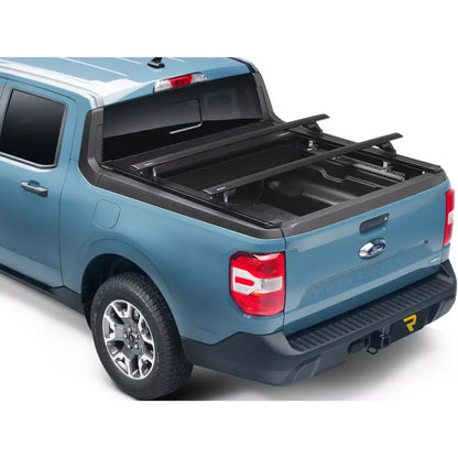 Tapa Retráctil RetraxPro Trax Rail de 5' para Poer 24 - 25 Dob Cab