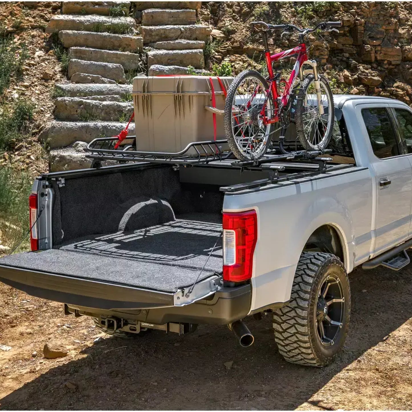 Tapa Retráctil RetraxPro Trax Rail de 5' para Poer 24 - 25 Dob Cab