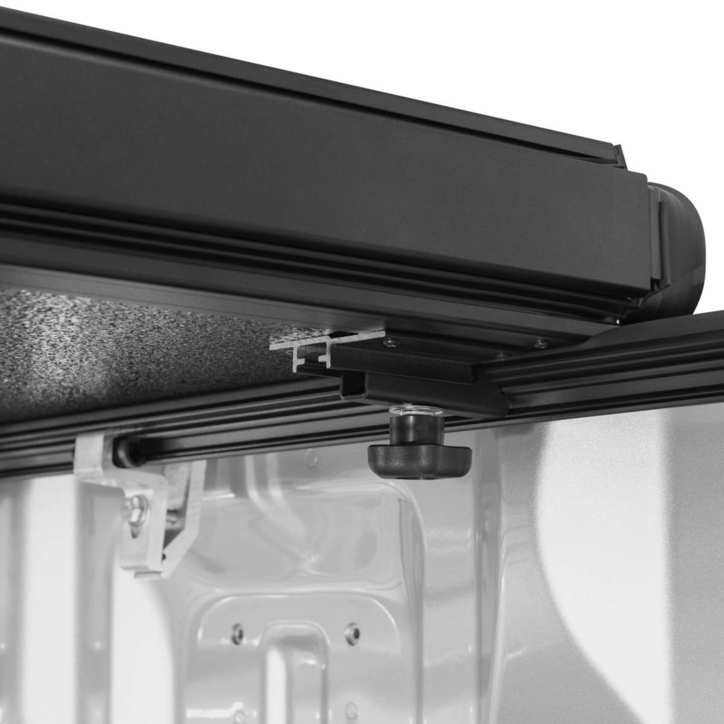 Chevrolet/GMC Rigid Folding Cover 5'8'' Double Cab Mod. 2019+ BAKflip G2