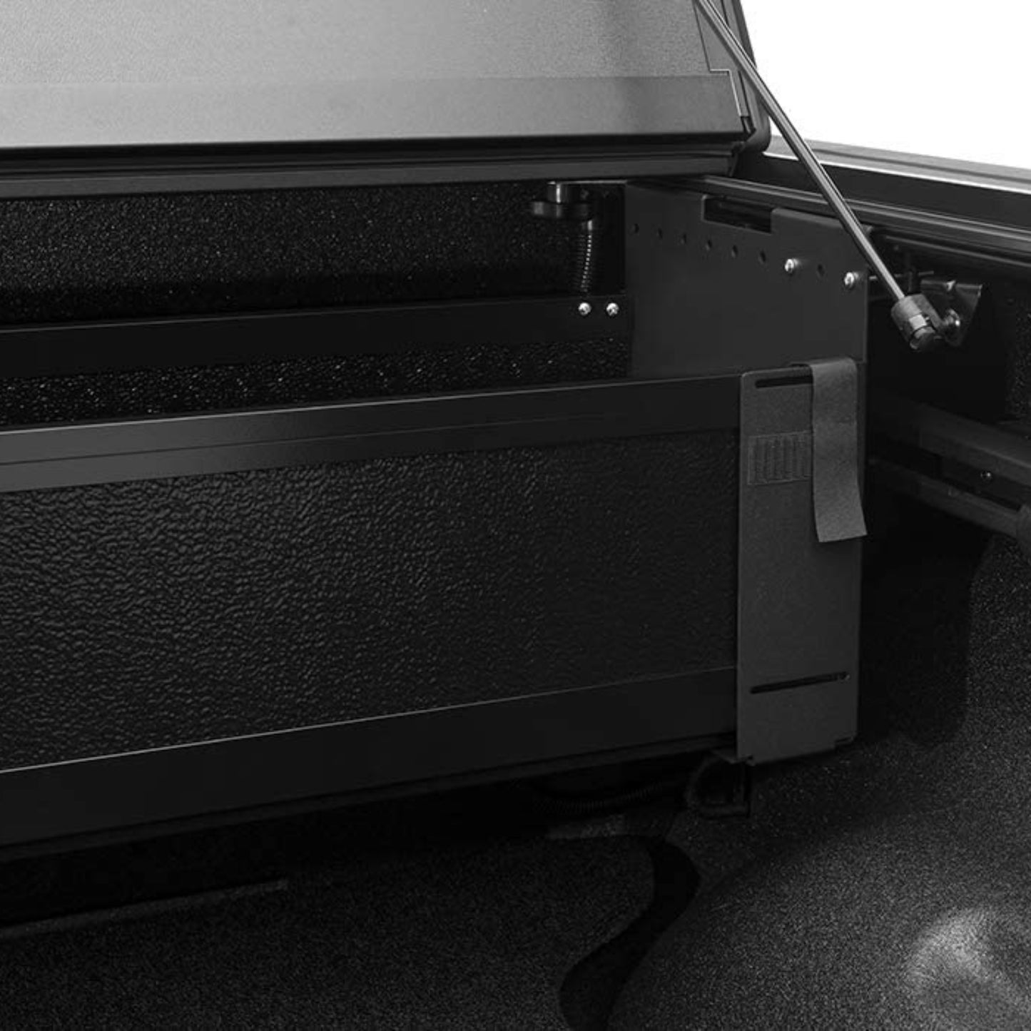 Chevrolet/GMC Tool Box 5'8'' Double Cab BAKflip BAKBox