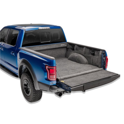 Tapis de caisse pour Ford F-150 5'6'' Double Cab Mod. 2015+ Spray In Mat/Tailgate BedRug