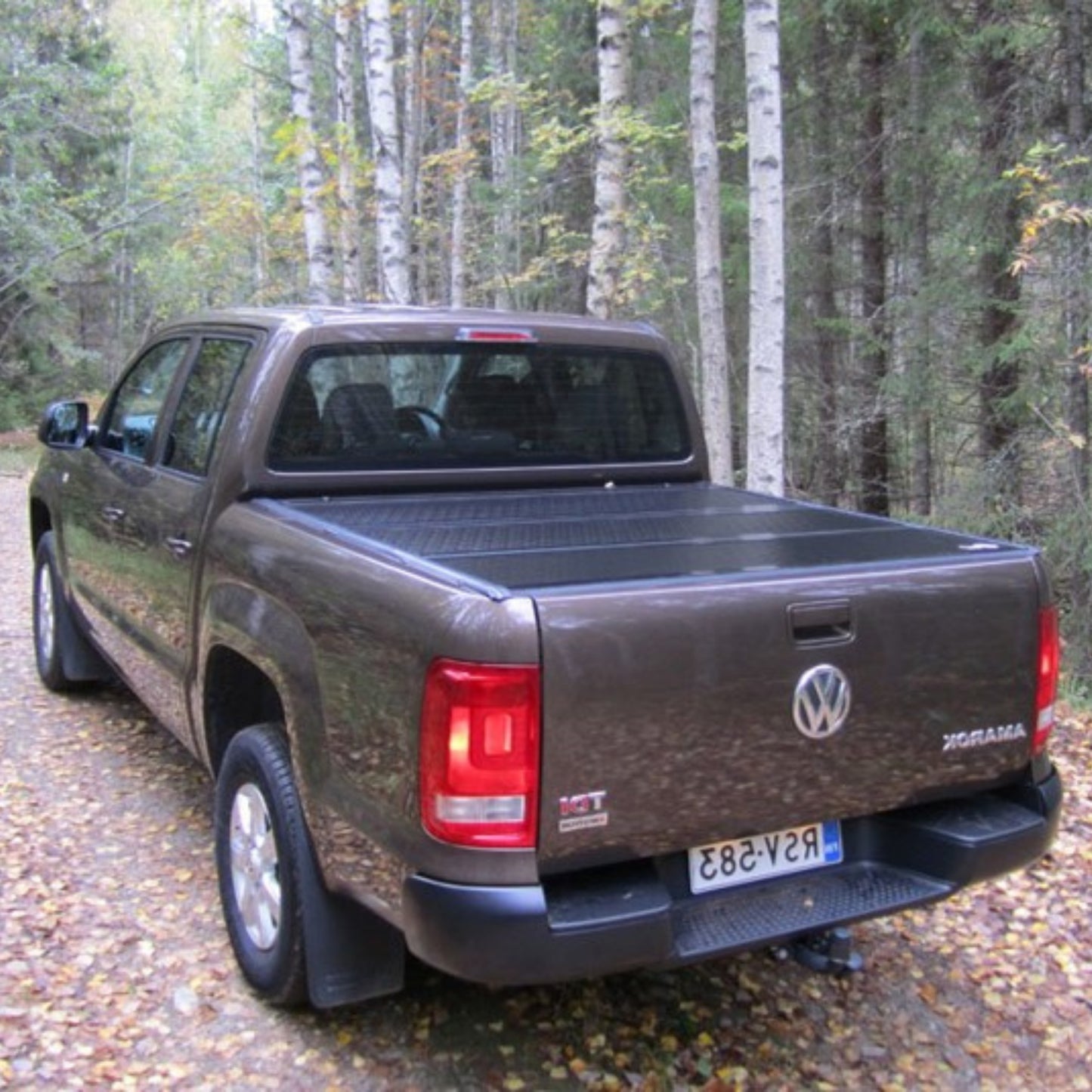 Rigid Folding Cover Volkswagen Amarok 5' Double Cab Mod. 2011-2018 BAKflip G2