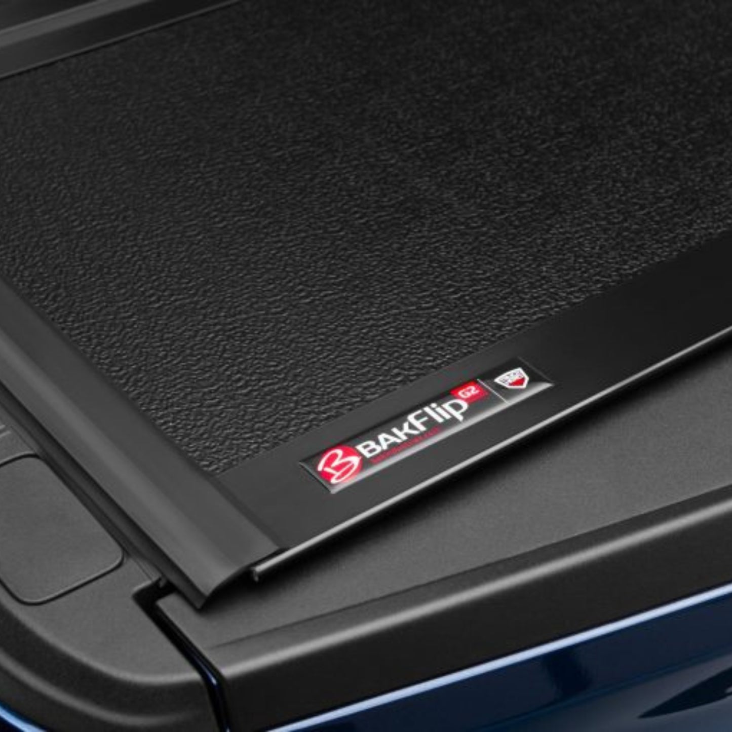 Rigid Folding Cover Toyota Tundra 5'6'' Double Cab Mod. 2007-2021 BAKflip G2