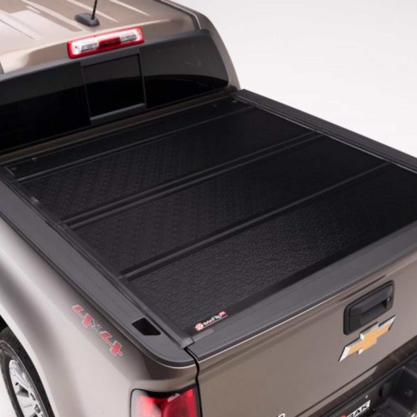 Rigid Folding Cover Chevrolet Colorado/Canyon 5' Double Cab Mod. 2015-2021 BAKflip G2